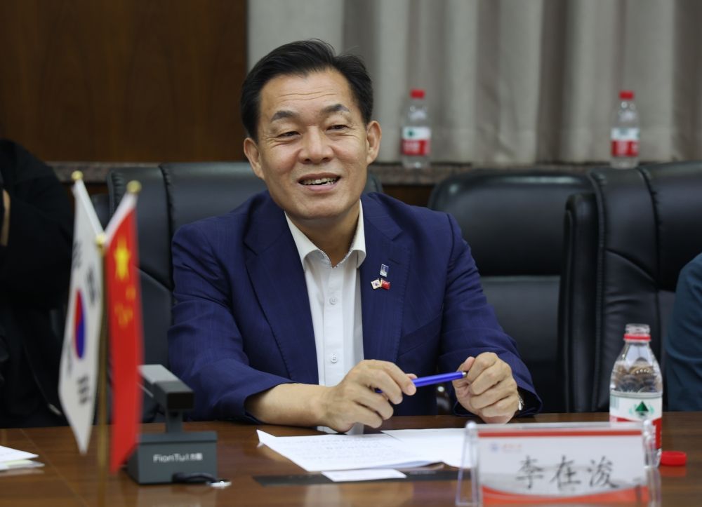 李在浚市长_副本.jpg